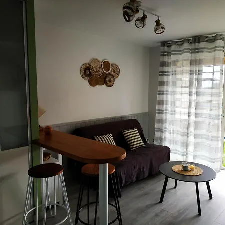 Appartement, Vue Sur Mer, Acces Direct Plage, Piscine * Vias