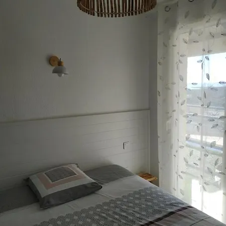 Appartement, Vue Sur Mer, Acces Direct Plage, Piscine