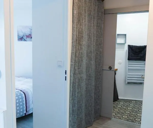 Appartement, Vue Sur Mer, Acces Direct Plage, Piscine * Vias